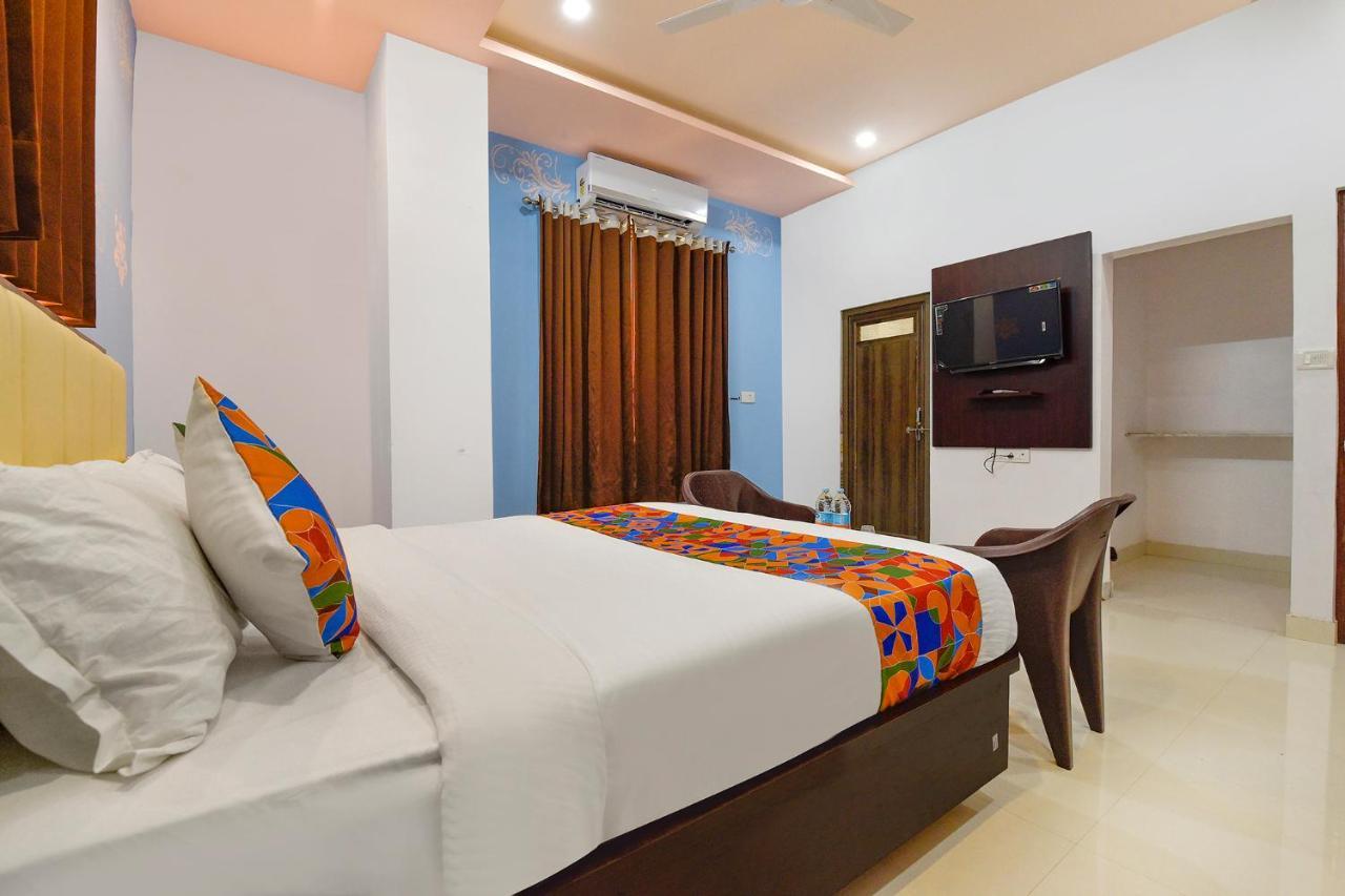 Fabexpress Shree Thakur- 700 Meter Away From Railway Station Hotel Udaipur